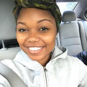 Meet your Posher, Ebony